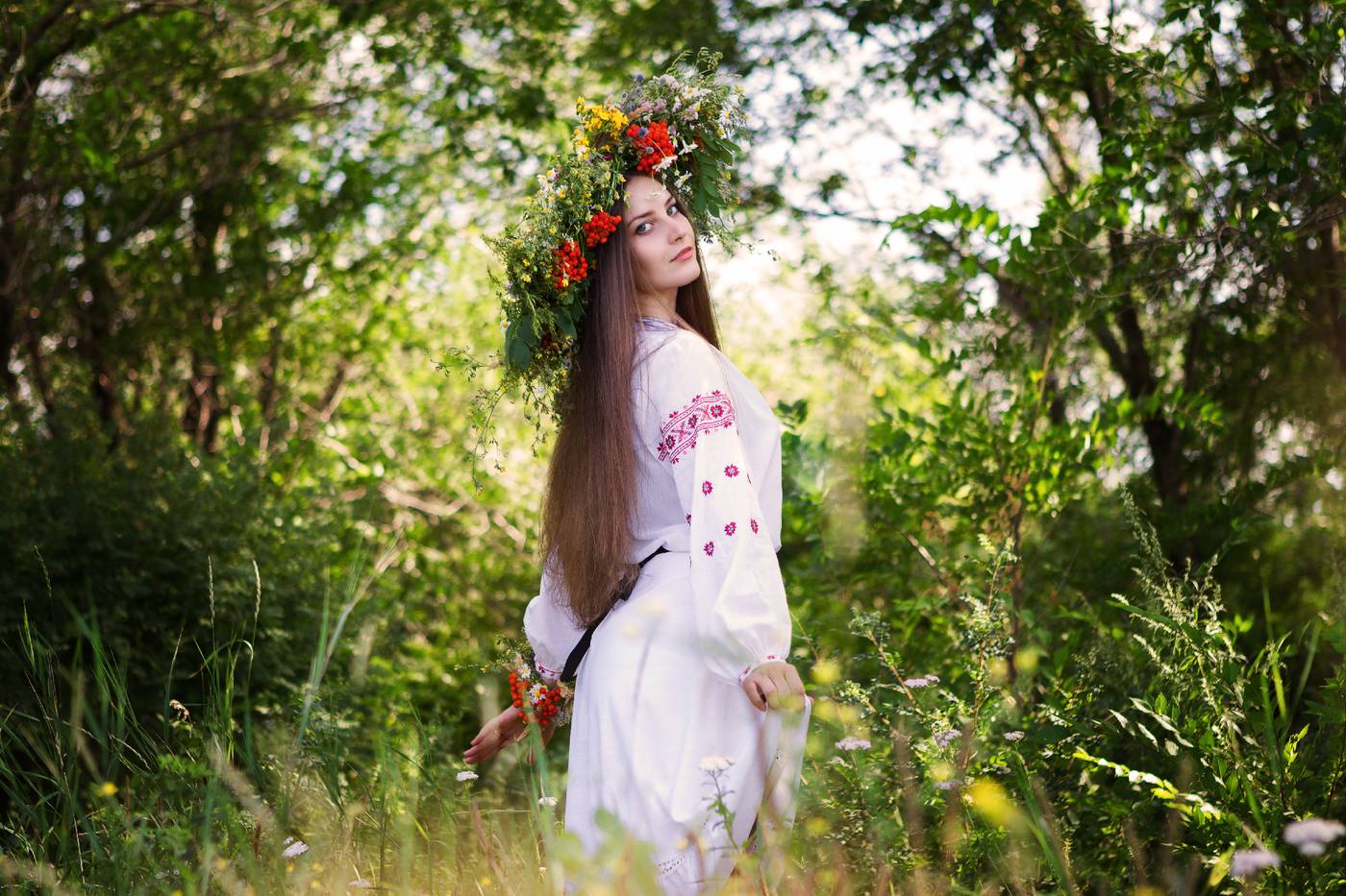 Slavic girls brings the glow — live moments in Luoyang