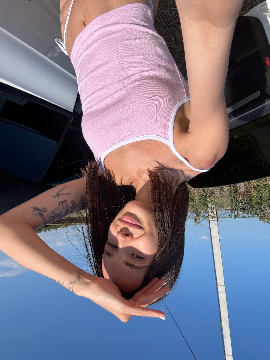 Sexy model Tina in Luoyang